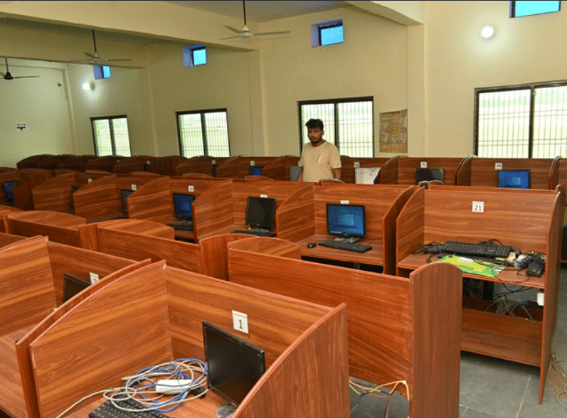 S K Mishra College of Pharmacy Infrastructure photo 1